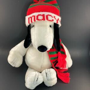 SNOOPY Vintage 1968 Macys Christmas Snoopy Plush
